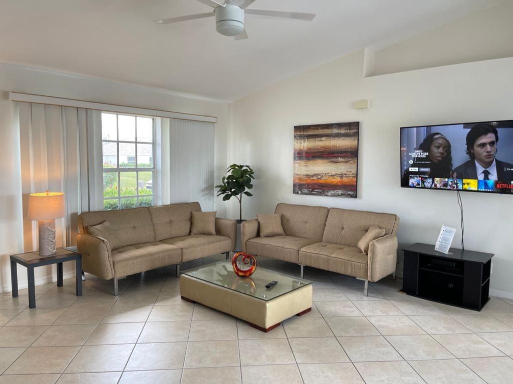 !New! Villa Waterview Cape Coral Exterior photo